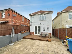 Photo 16- click for photo gallery